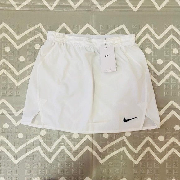 Nike tennis golf skirt - Picture 6 of 6